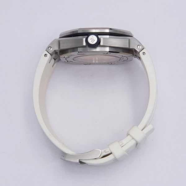 Audemars Piguet Royal Oak Offshore 15710ST.OO.A010CA.01